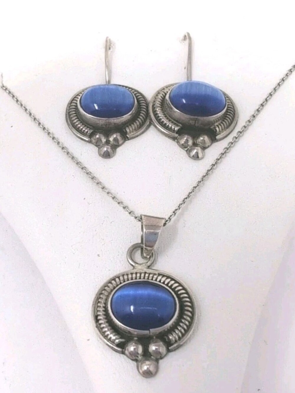 ATI Vtg Mexican Sterling Silver 925 Necklace Earrings Set Blue Cat Eye Glass